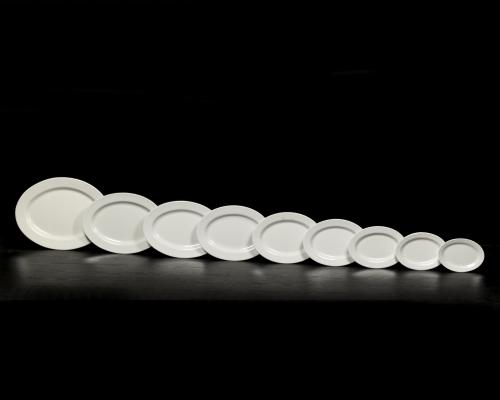 Oval-shaped plate