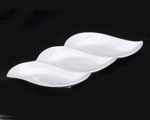 Sweet peas shaped plate