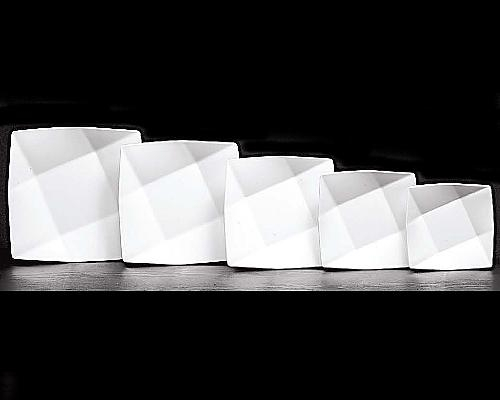 Shallow wavy square plate